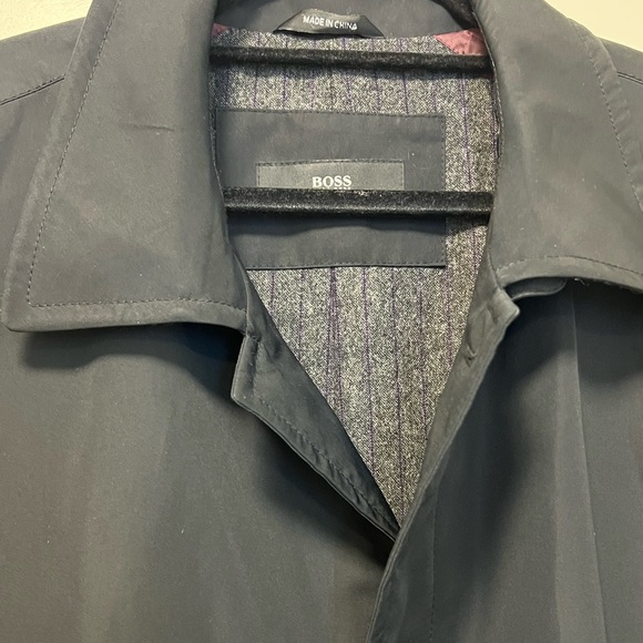 Hugo Boss men’s black overcoat\raincoat - Picture 3 of 5